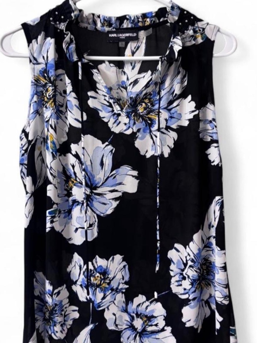 Karl Lagerfeld Black Floral Sleeveless Camisole - Blue & White Flowers